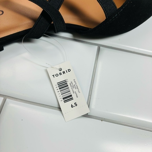 Torrid‎ Faux Suede Elastic Black Strap Flat 6.5WW - Picture 6 of 10